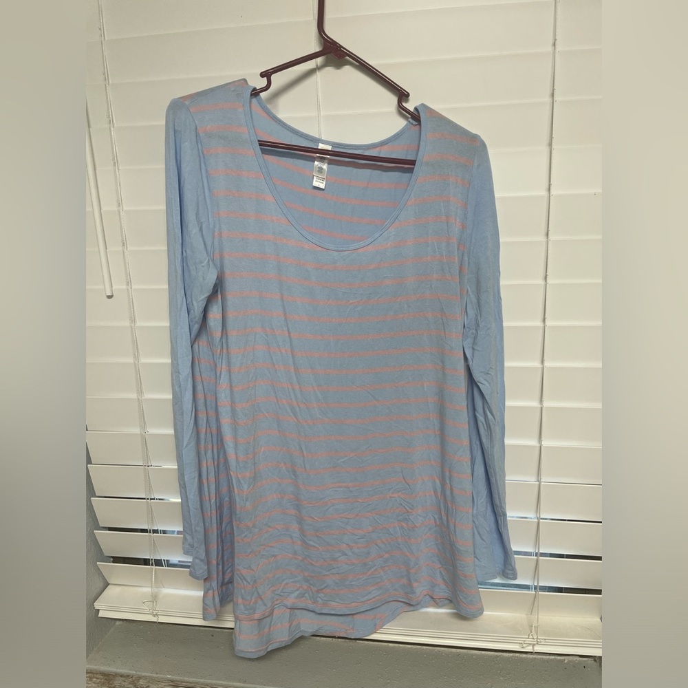 LuLaRoe long sleeved shirt